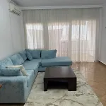 10-th Floor Flat With Stunning View 아파트